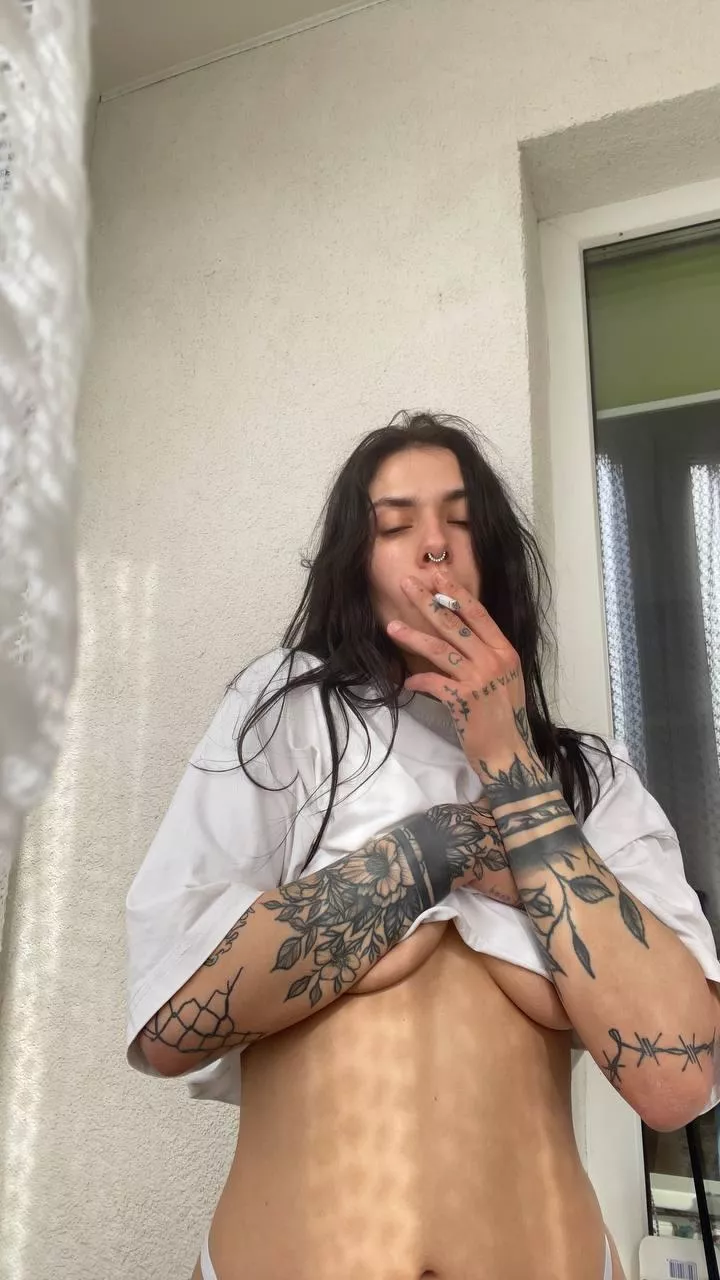 Why do you like smoking girls so much?