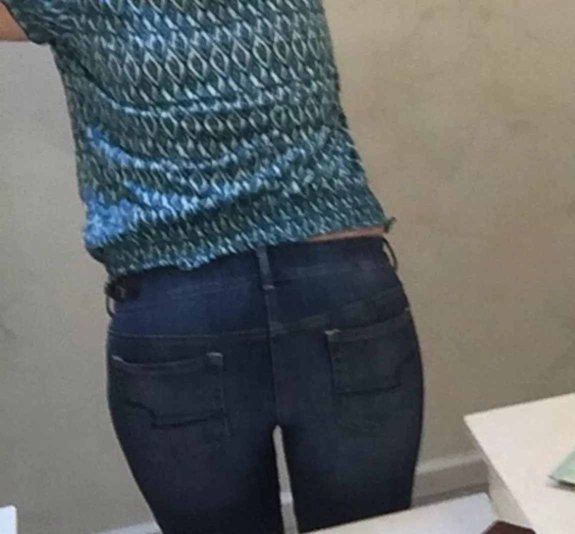 Wife. Mid 50s. Fairmont 