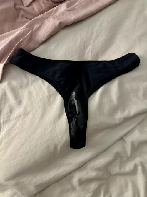 Wife’s work thong (F32)