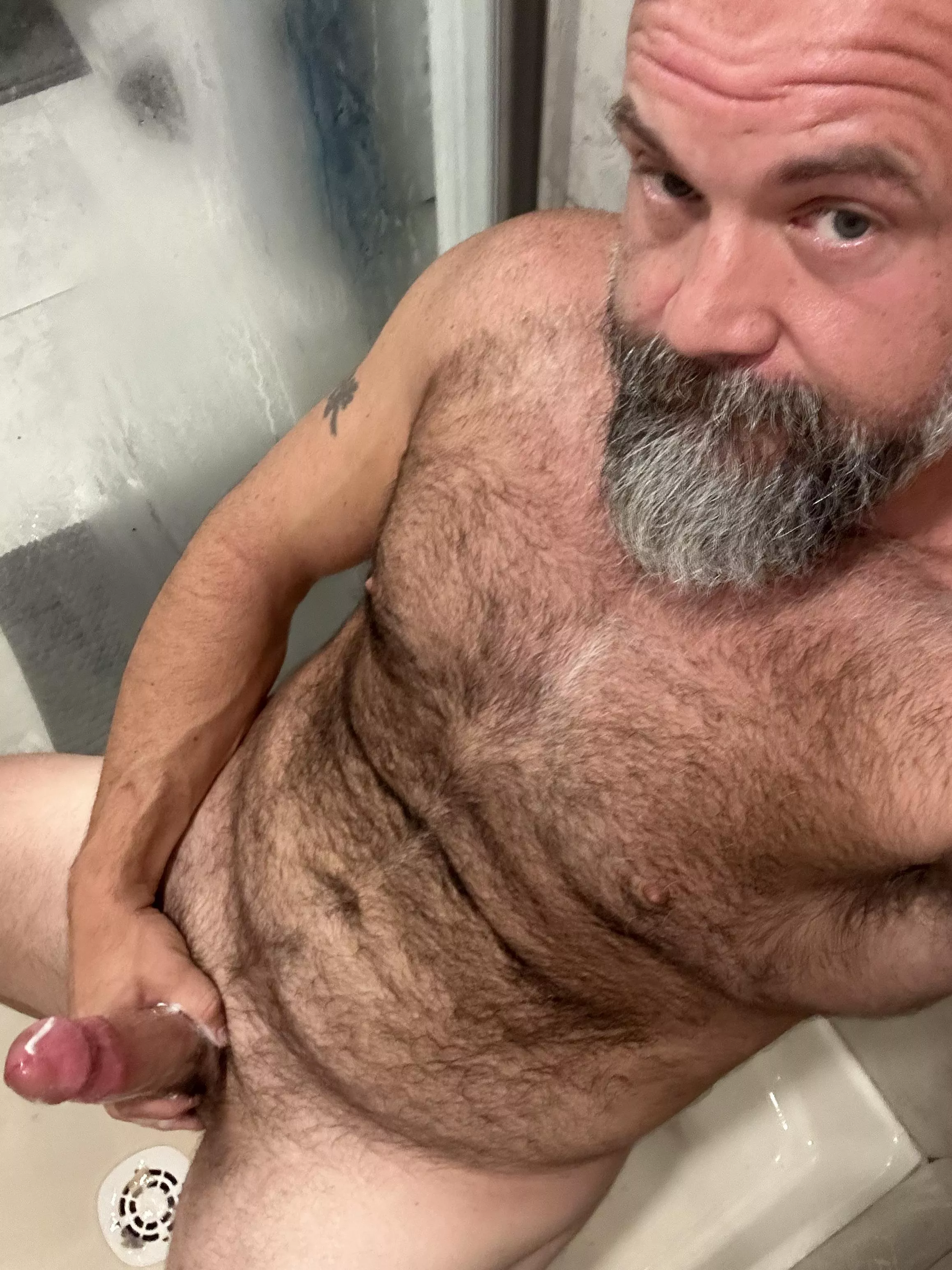 Woukd someone help me clean this off?