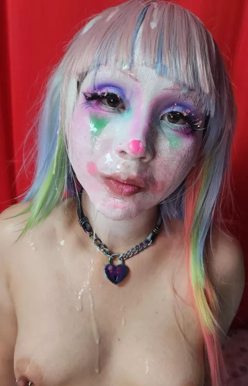 Would you add more cum to my pretty clown face? ✨🤡 
