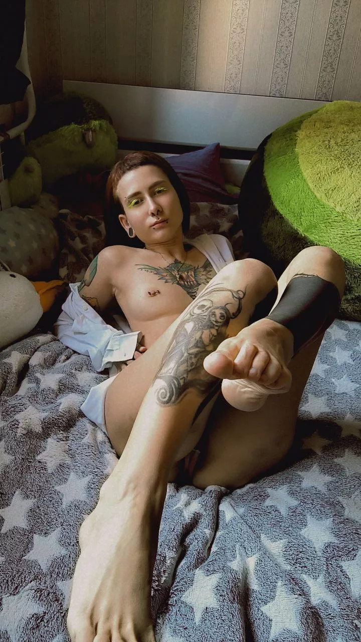 would you lick the cream from my toes?