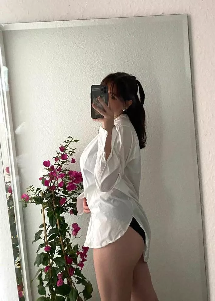 Would you undress me please 