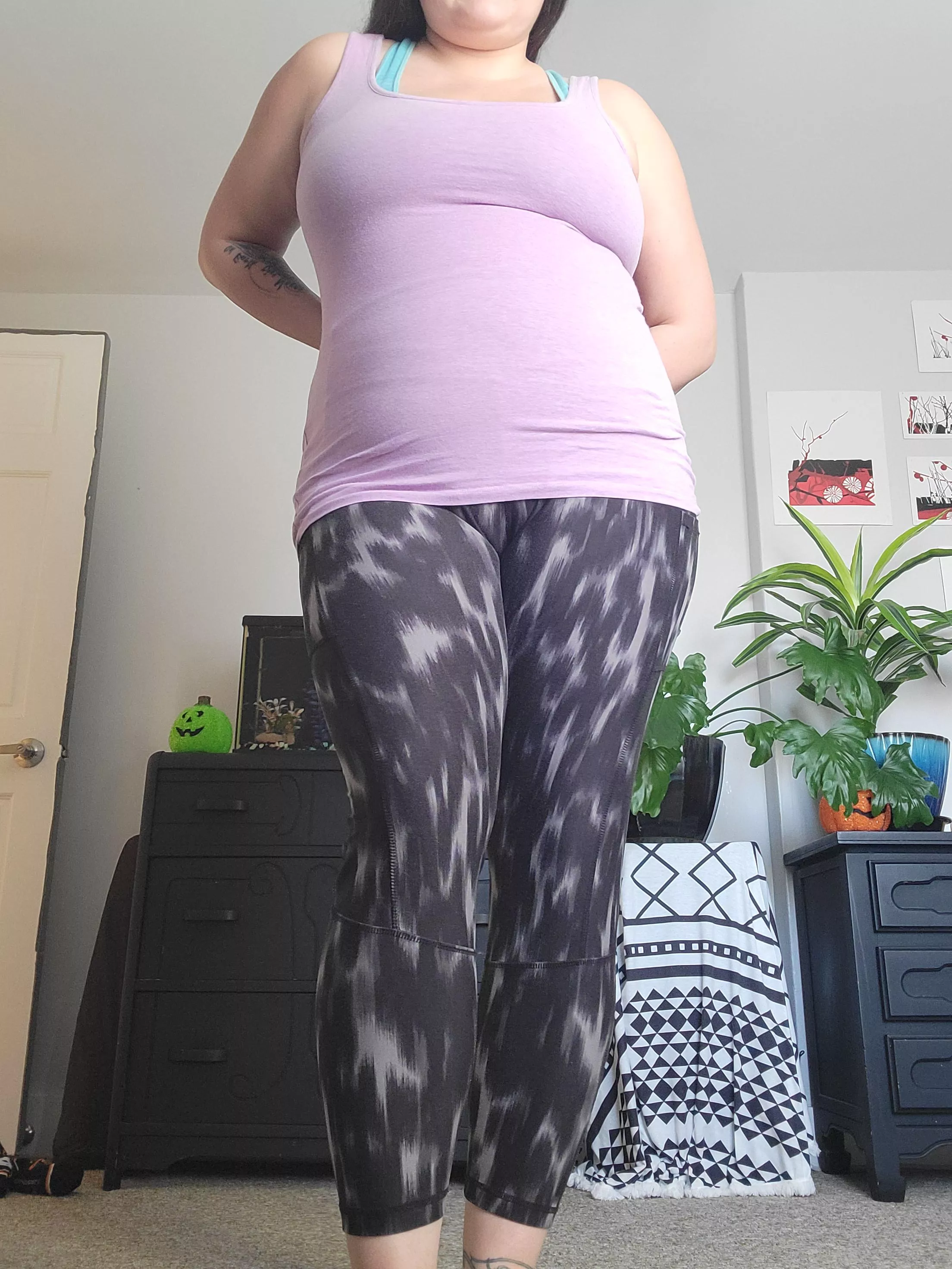 Would you worship these curves? 