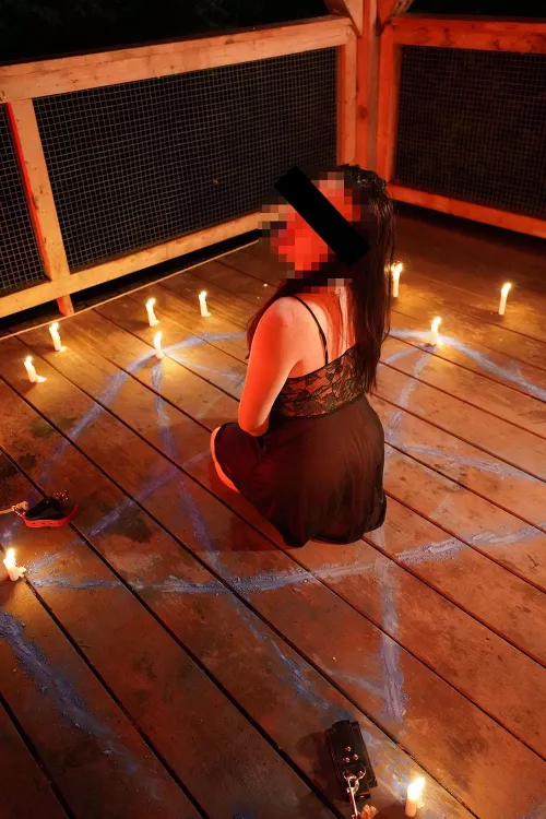 You can use the top or bottom hole, a succubus doesnt care