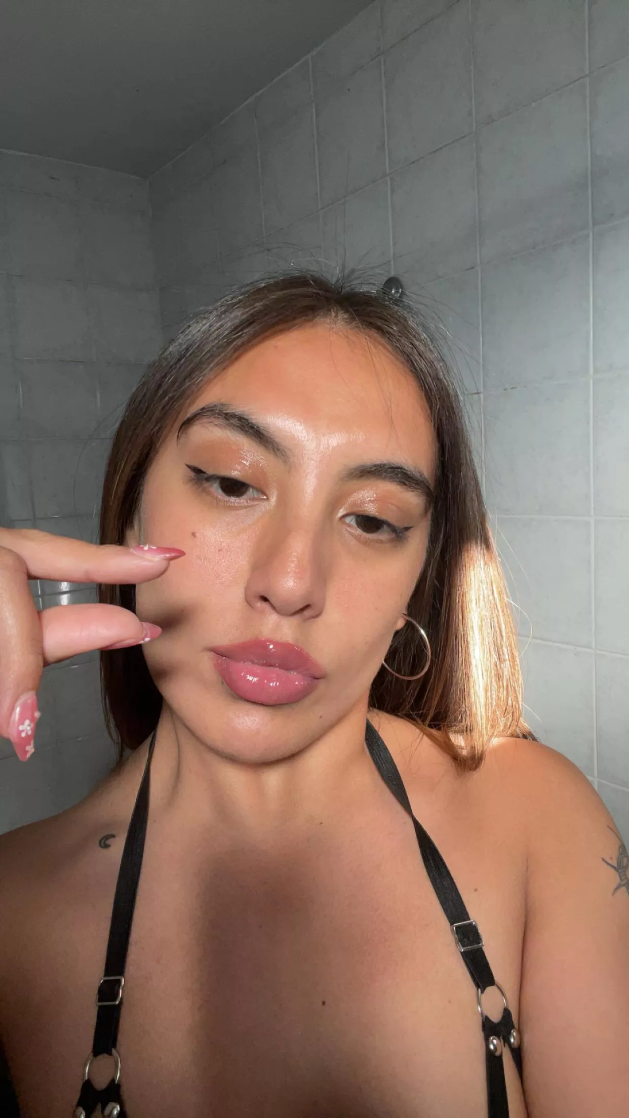 Your little cock will make me laugh tonight