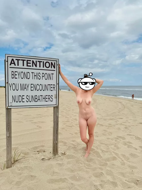 100% nude for everyone to see!