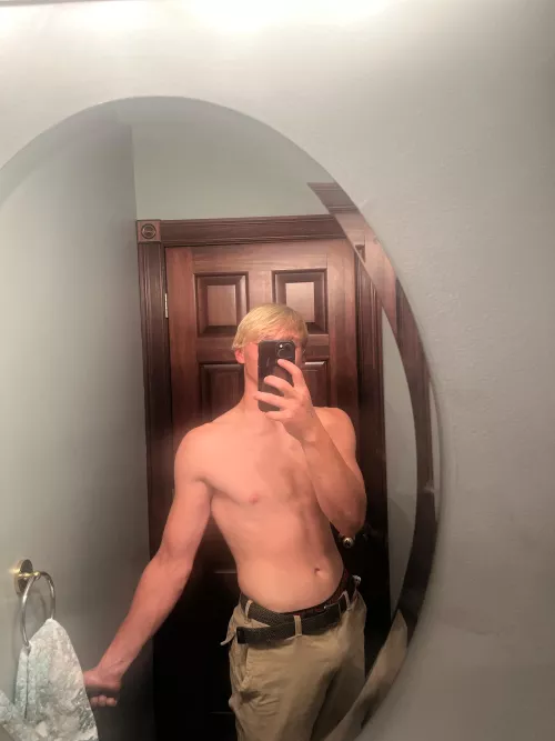 18 [M4F] #dayton - Looking for someone to dominate me