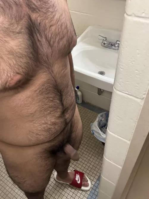 18 [M4R] University District - Looking for top to restrain me