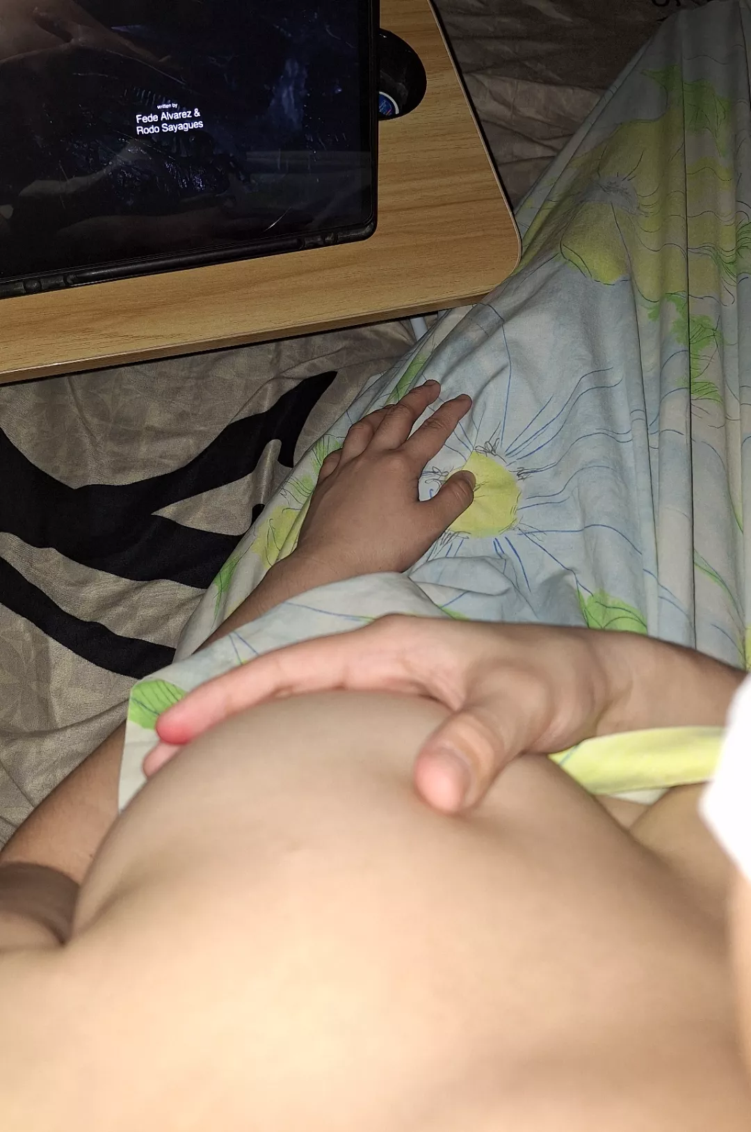 20f Lets watch Aliens