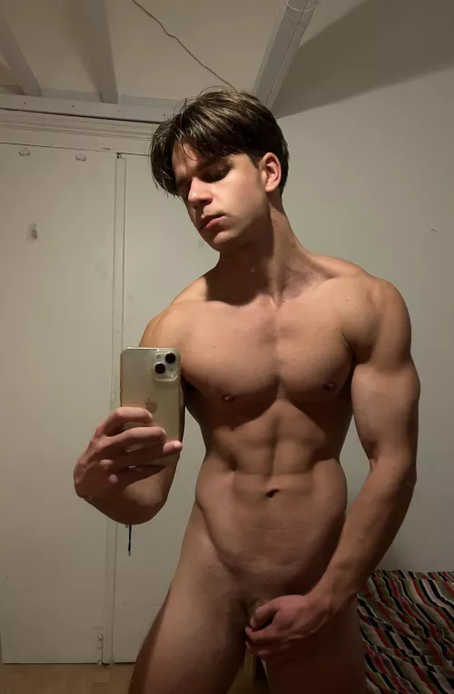 [20][OC]Top or bottom?