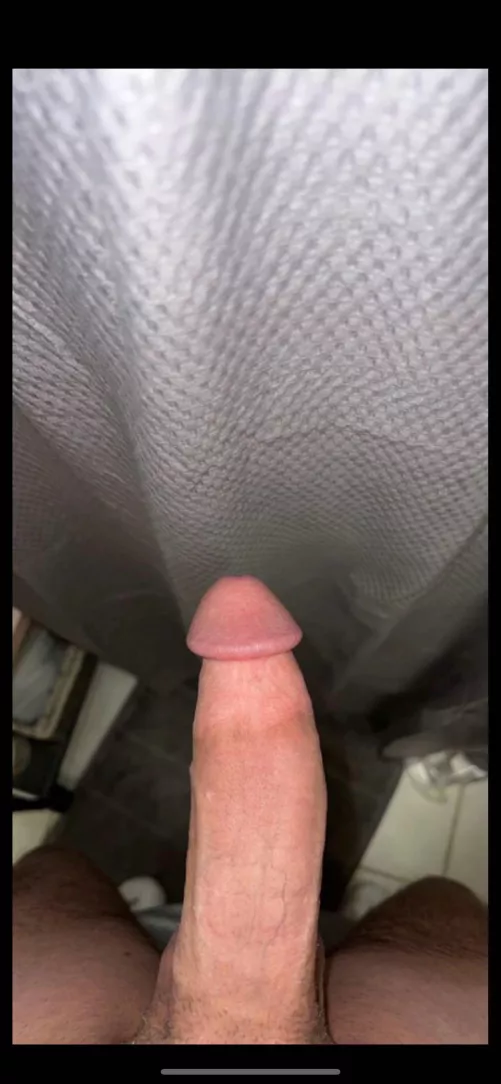 22m looking for hookup female only 