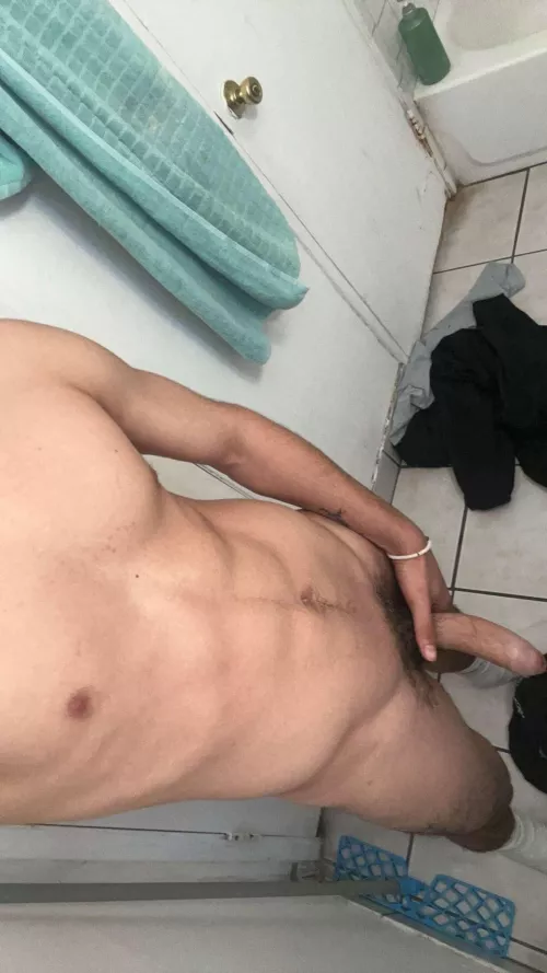 24M- New to SBM not SoCal or the scene 