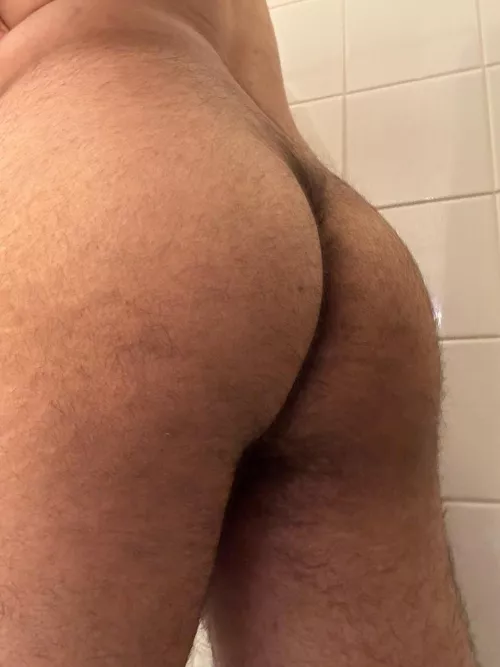 25 m4m bottom