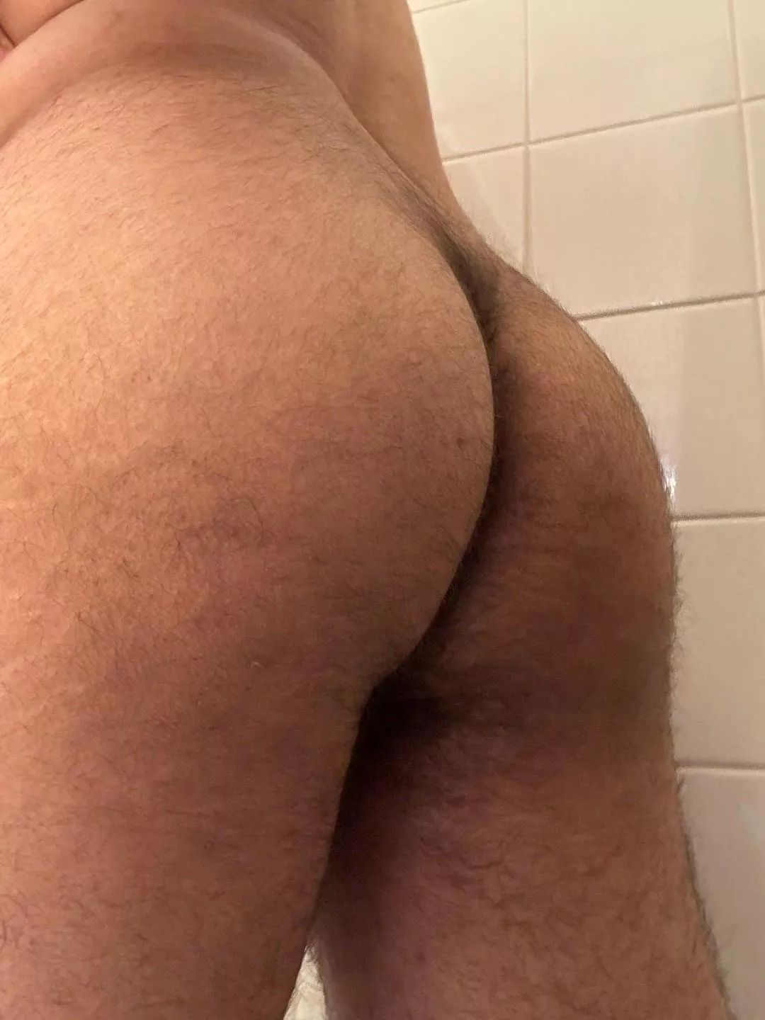 25 m4m bottom