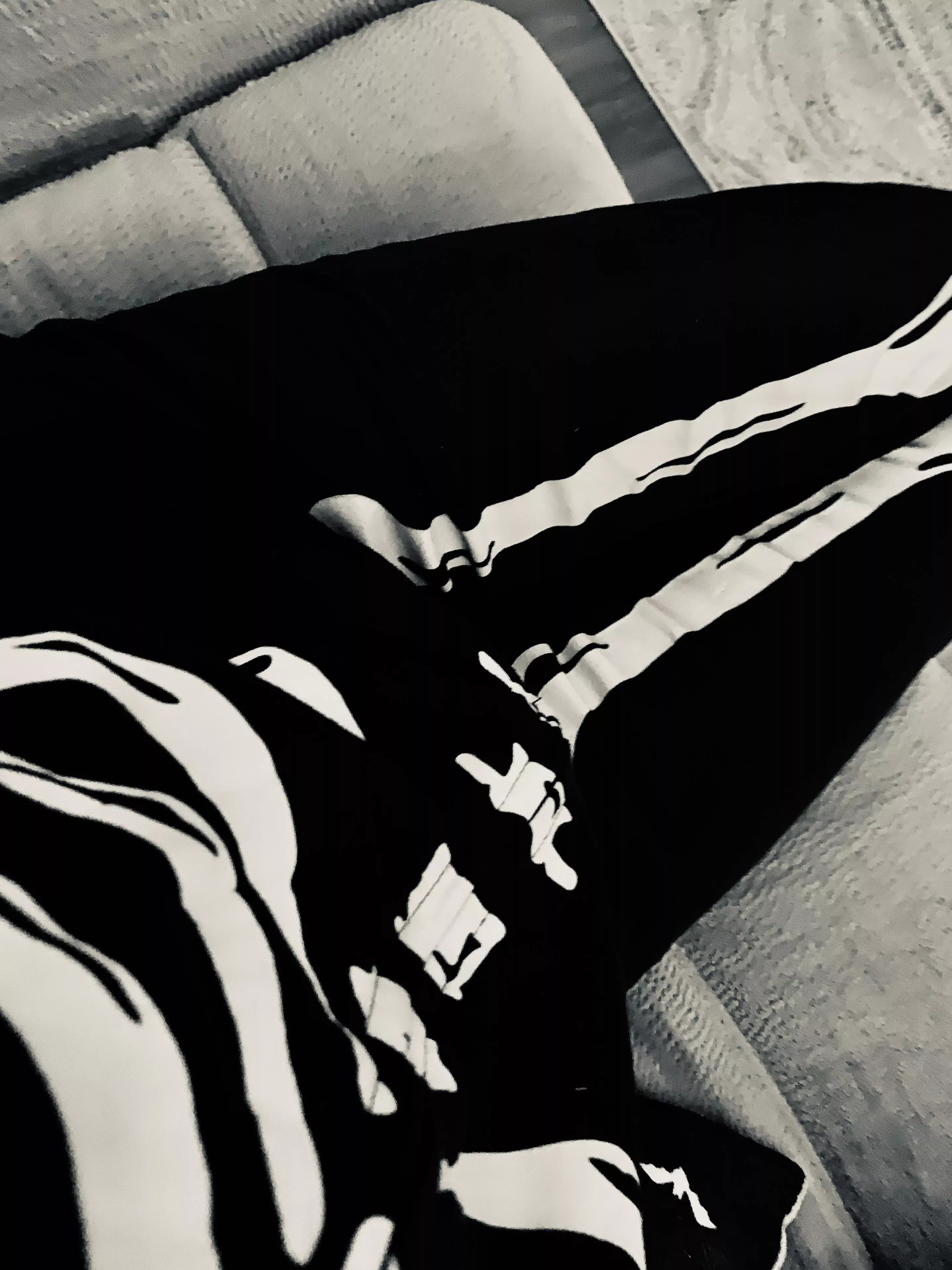 [26 FTM] skeleton onesie and a full diaper at dis Halloween party :3