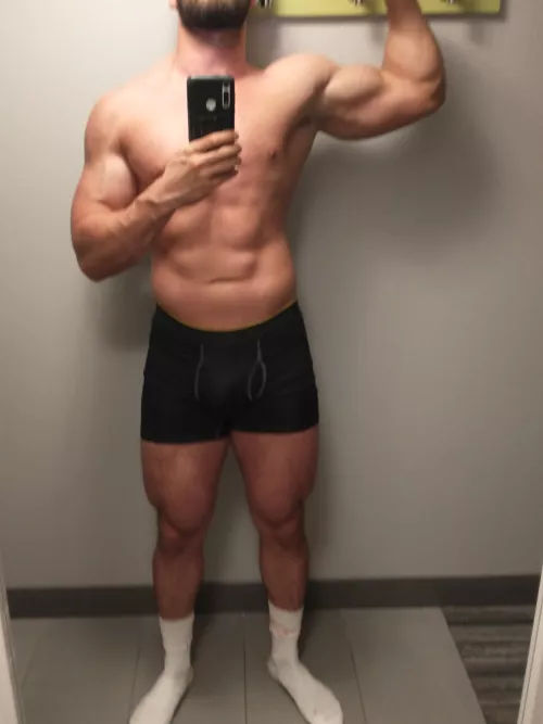 27M single M4F quad cities 