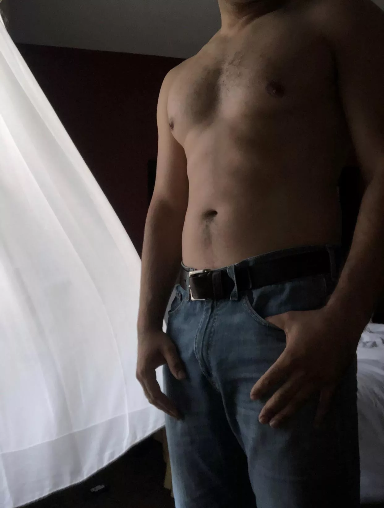 31 M4FM central IL looking to make plans for next weekend 