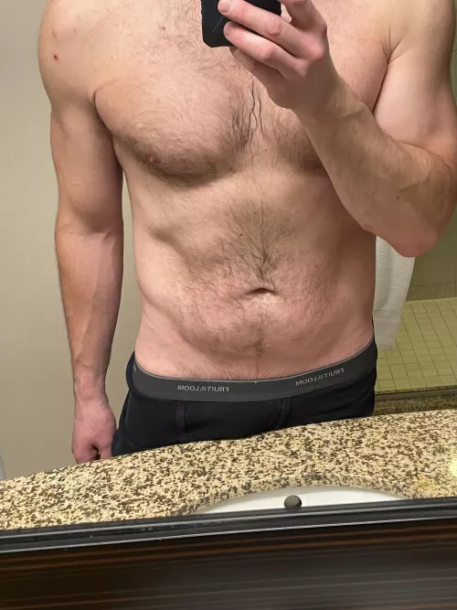 41 [M4F] [M4FM][Edmonton] [Calgary] [Canada] Straight Older Fit Bull Seeking Younger Woman