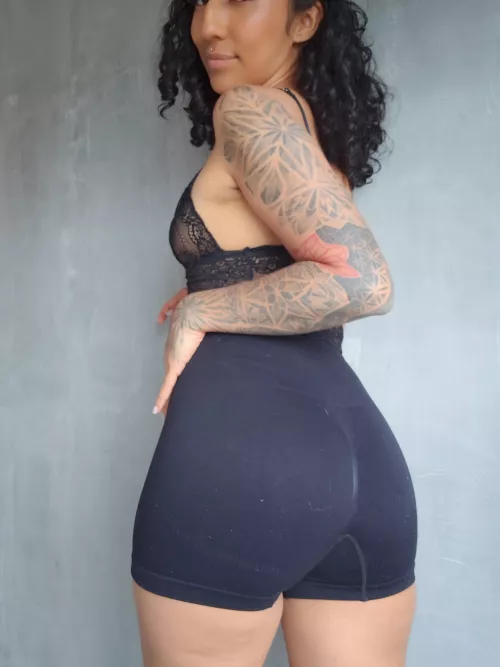 A little bit of my morning fitness routine