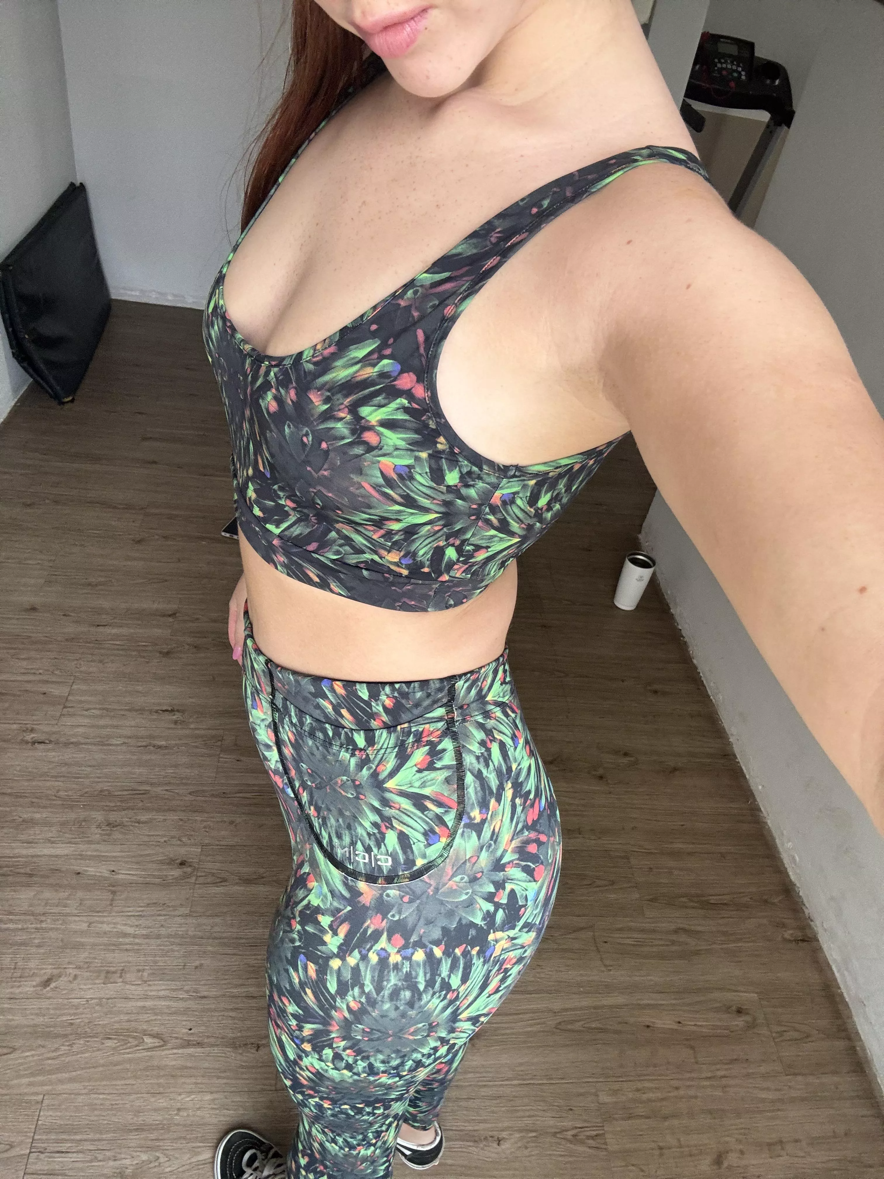 A little cleavage from this redhead. 