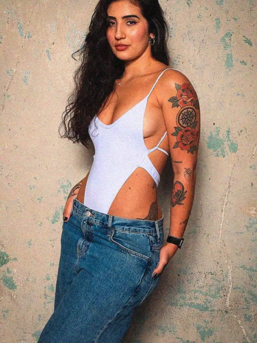 A little sneak of my little booby