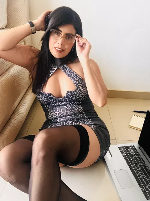 Am I in an inappropriate position at work?