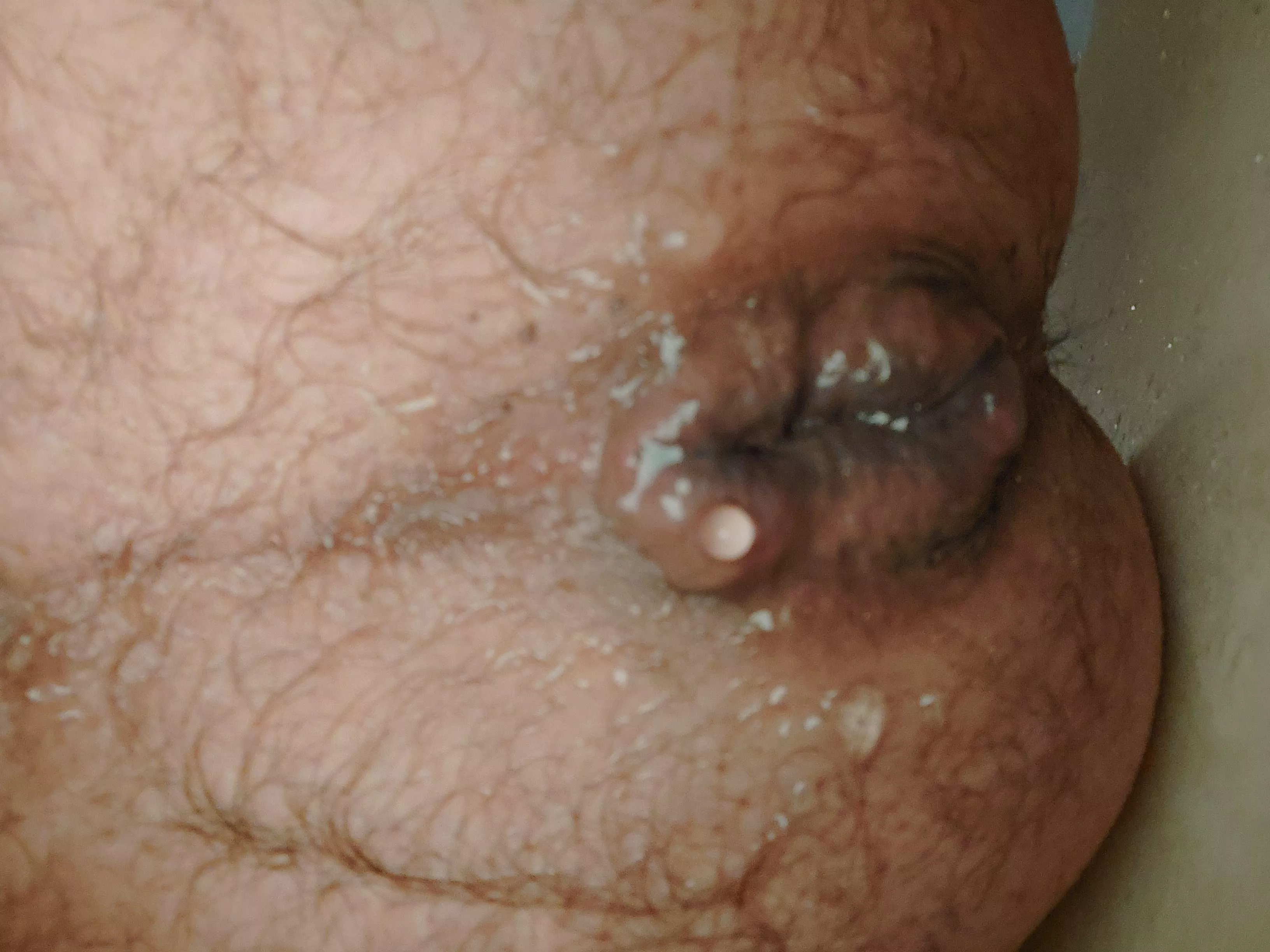 Any guys with strong hands want to play in this hole? Dms open