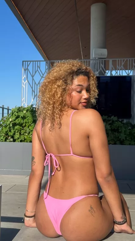 Are you into this kind of ass?