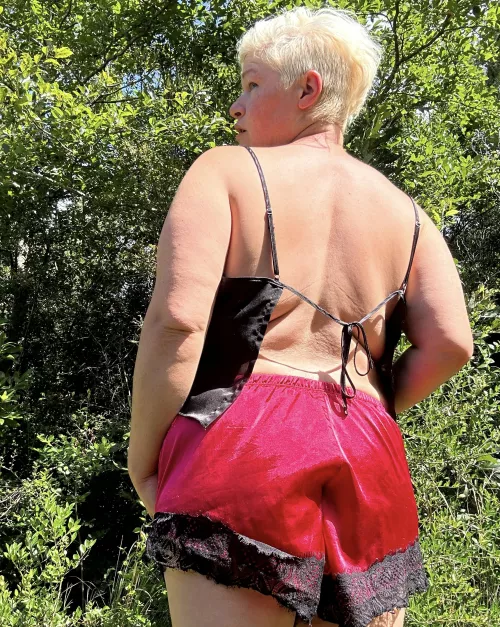 Big booties hit better