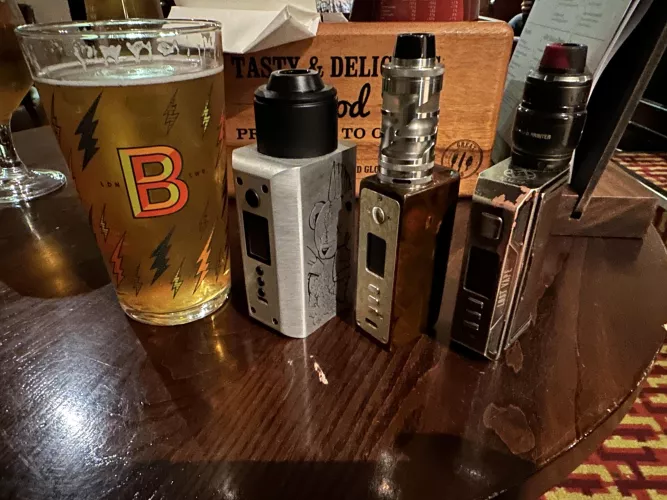 Busy day requires some chill time with my vapes