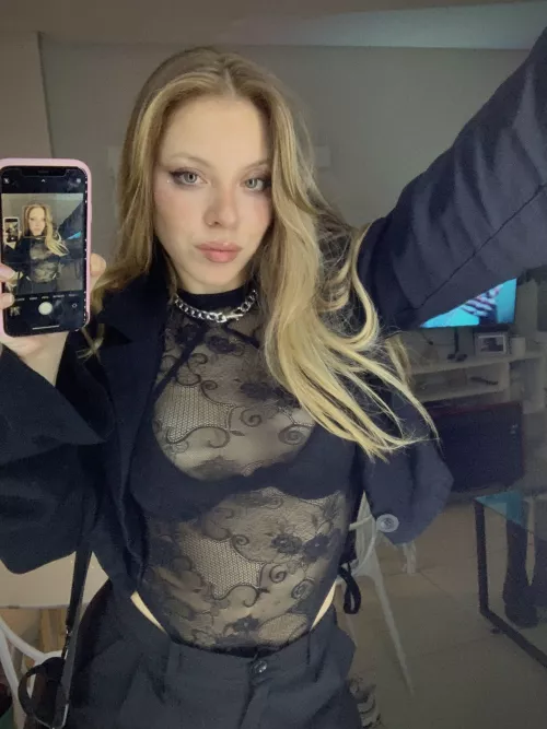 Do you like my club outfit