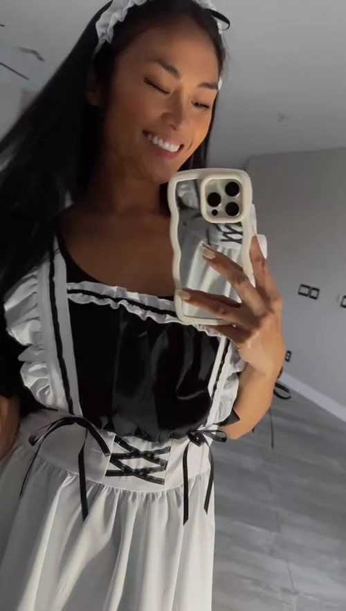 Do you think your wife will like me in your room