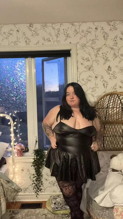 Dressing up as your domme for Halloween ⛓️‍💥