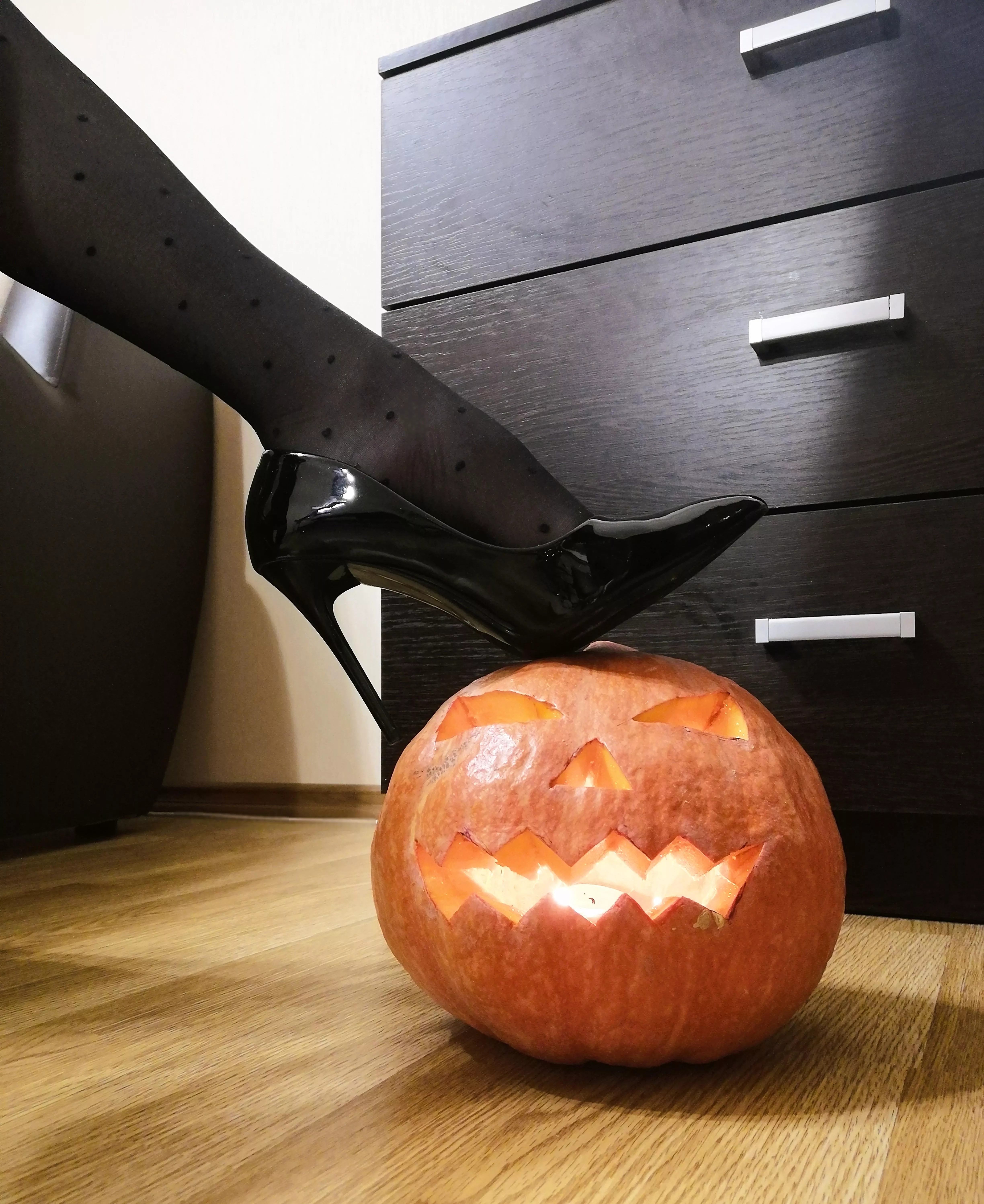 Even a pumpkin needs to be dominated. join our #LoyalFansHalloweenContest week