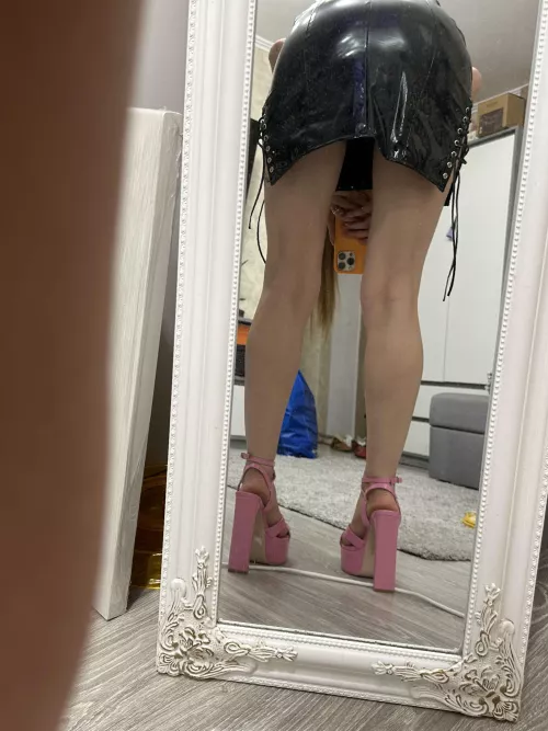 even at home I wear heels