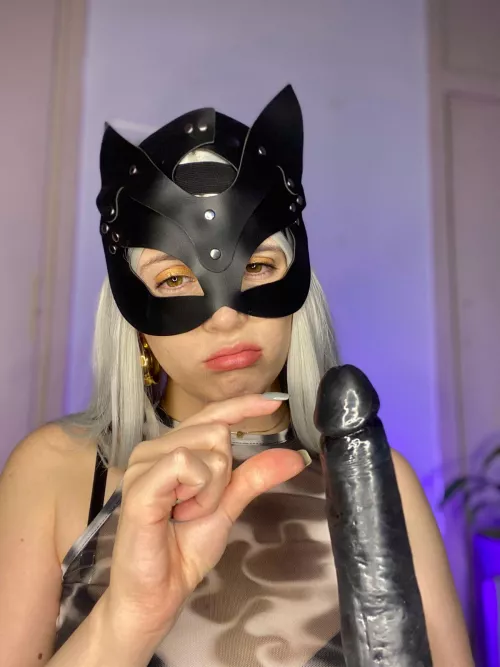 Even behind the mask, you can see my disappointment for your size. I've seen worms bigger than that.