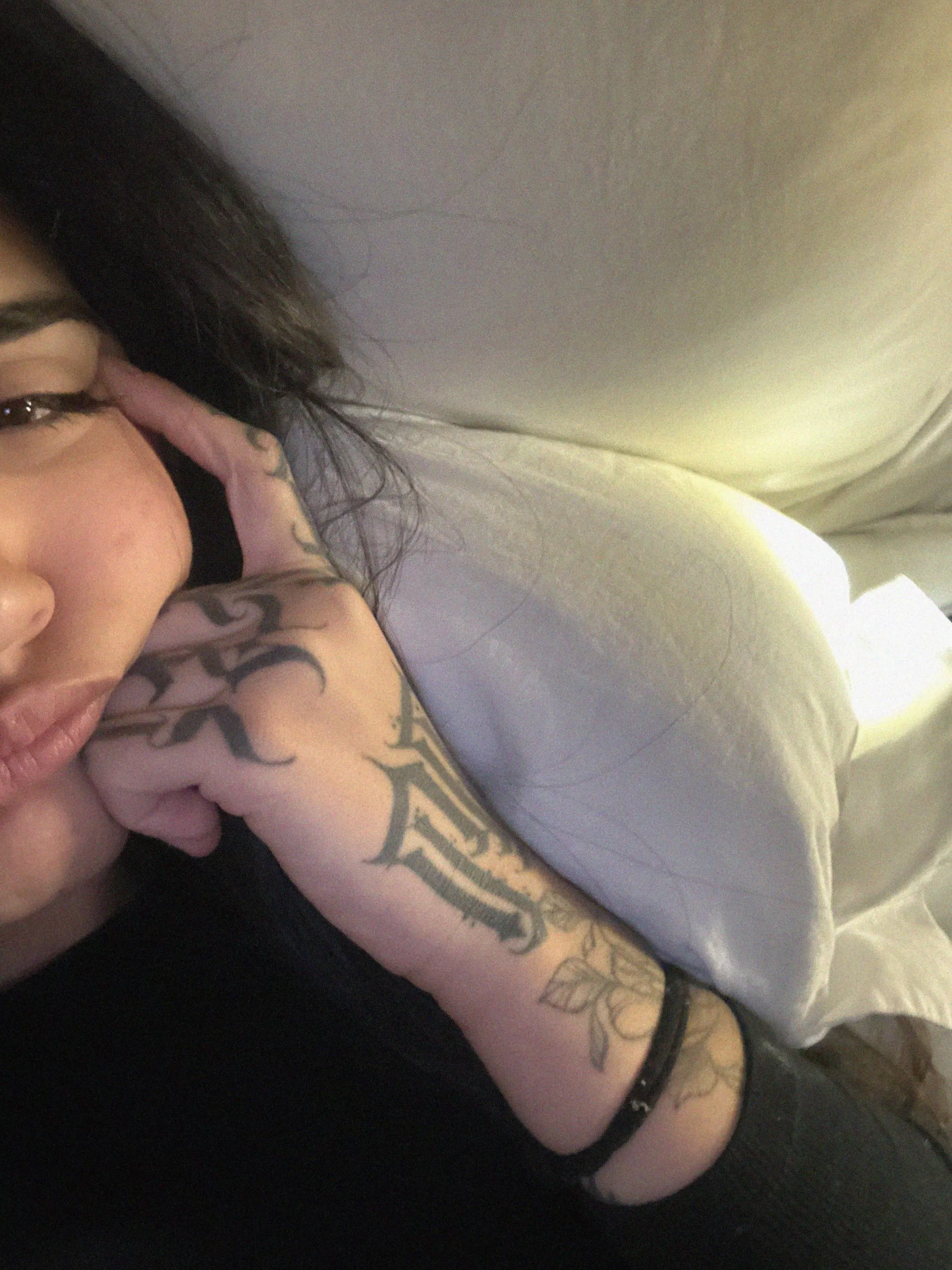 [F] You see I'm so bored right now that all I need is a little hiii