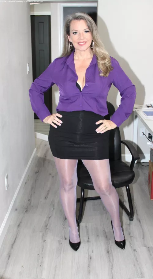 (F)52 hot satin blouse for you to shoot on. 