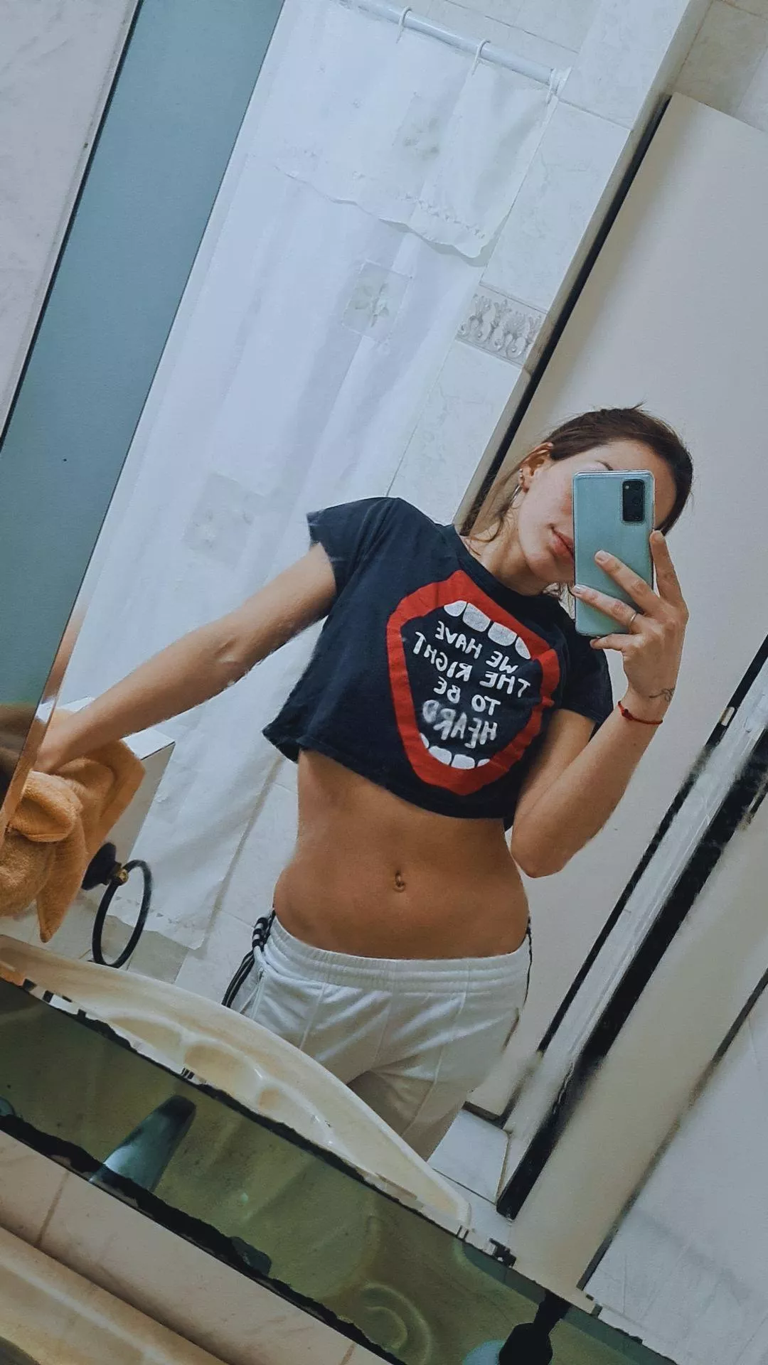 Flexing my sexy body