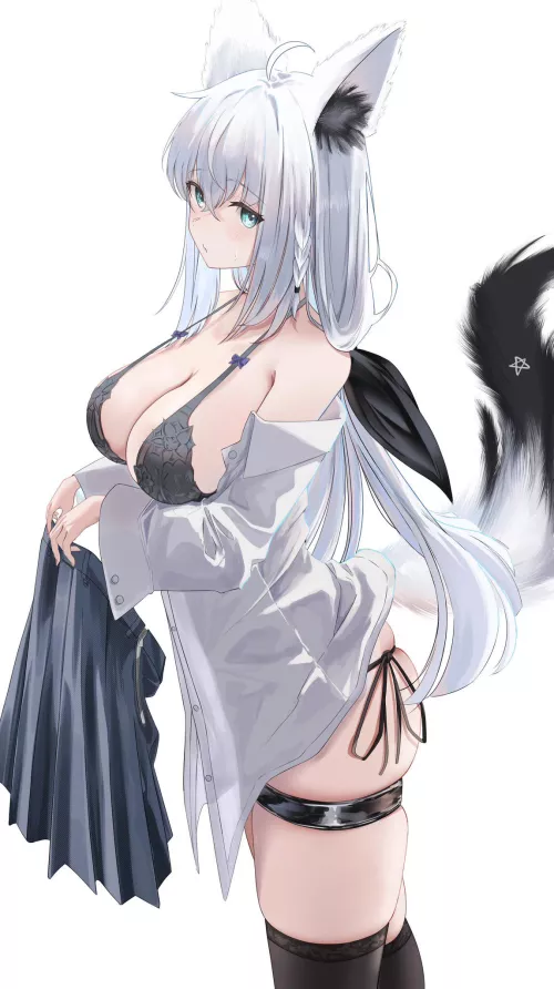 Fubuki changing chlothes 