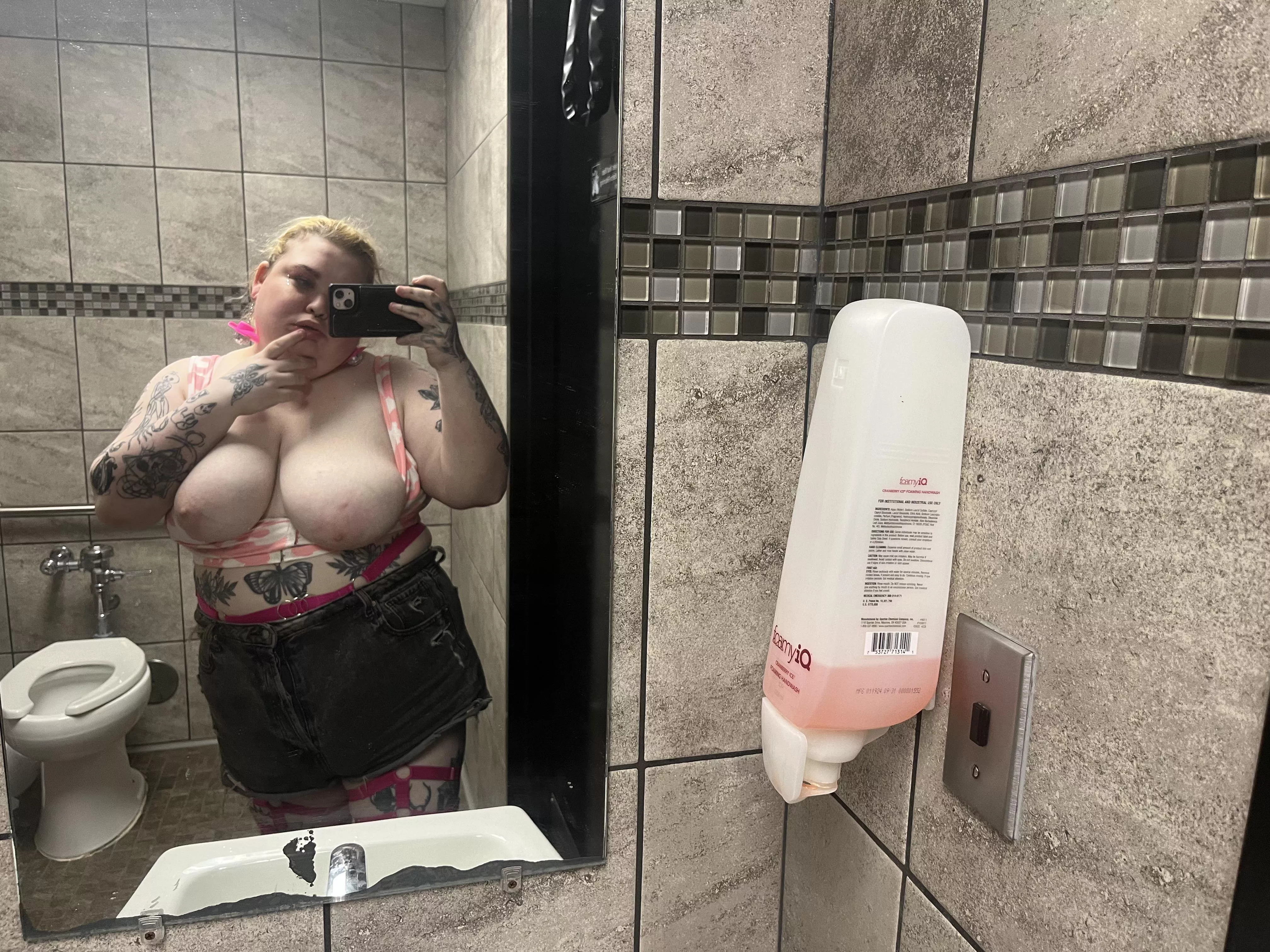 Fuck in the Waffle House?