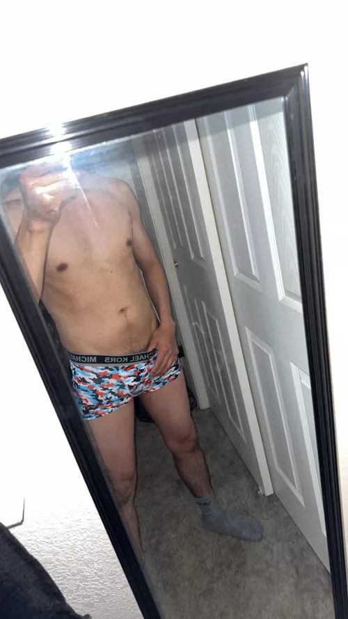 Happy Sunday everyone!