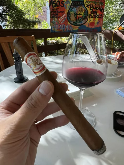 HDMDC with a glass of malbec. Fight me.