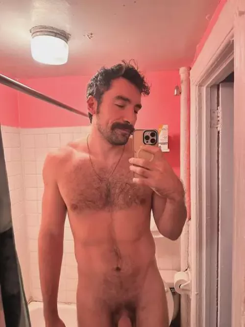 Help get my….back 😈