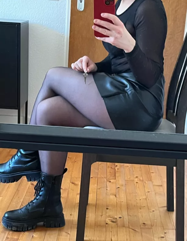 How would you feel if I took your key with me on a date?