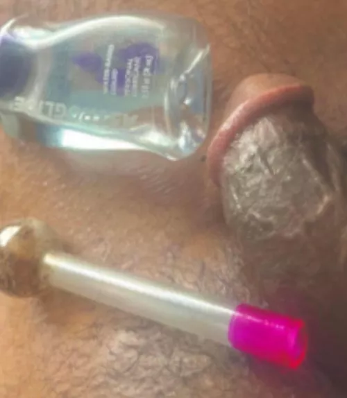 I I’m addicted and I don’t care. I love not being able to stop touching myself.