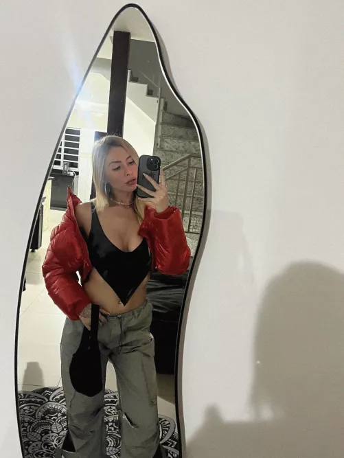 i know its late but hello there!