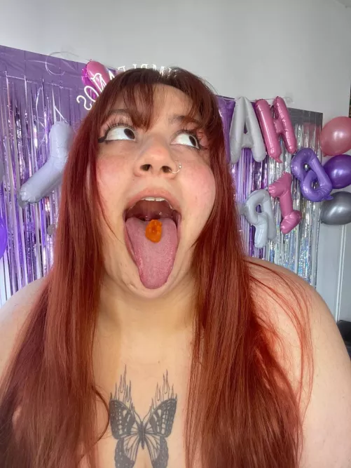 I need tinys a little bigger, these are not filling me out :C