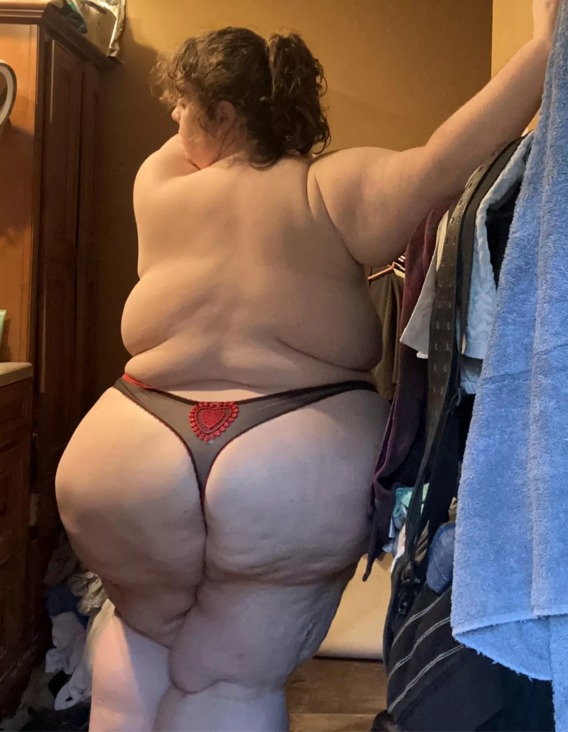 I should wear these more often 🤭🍑